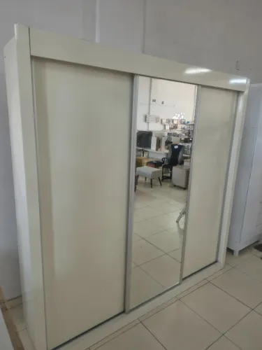 Guarda Roupa