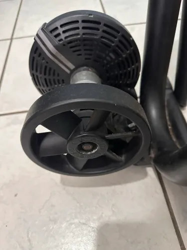 Rolo de treino SMART para bicicleta
