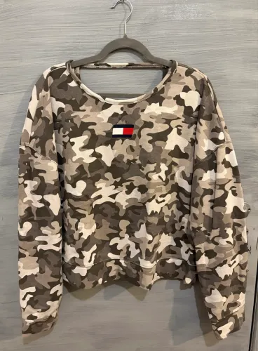 Moletom camuflado feminino Tommy