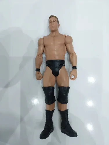 Boneco wwe