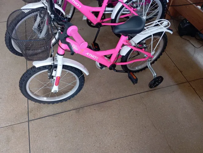 Bicicleta infantil nova aro 16