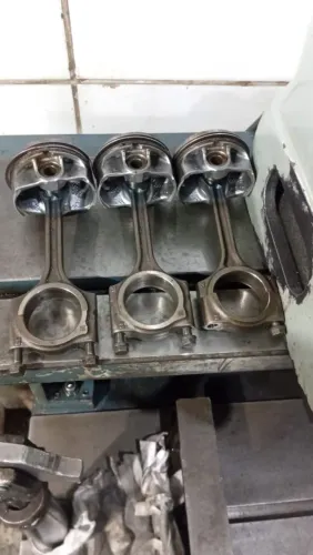 Pistões