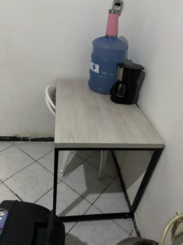 Mesa de escrivaninha