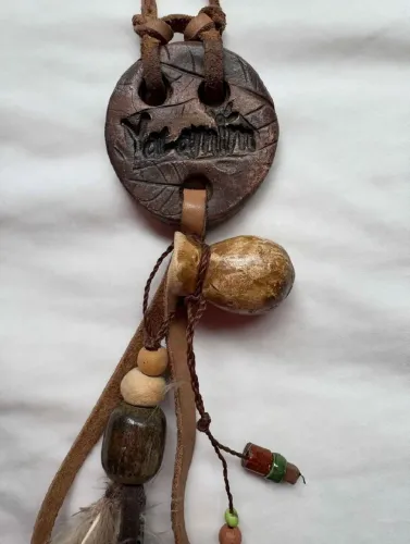 Colar Longo Yacamim em Couro Artesanal - Estilo Boho Chic