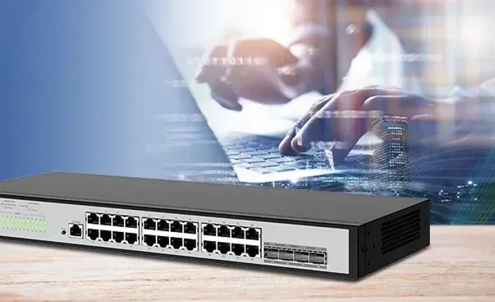 Switch Gerenciável Intelbras 24P Giga + 4P GBIC SG2404 MR L2+
