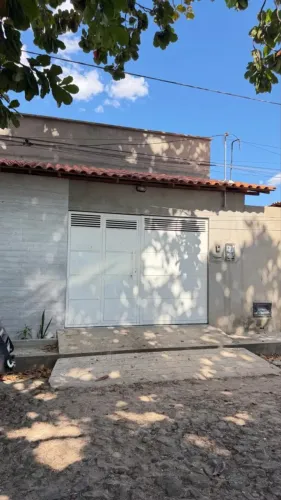 Casa para Locação em Teresina, Pirajá, 2 dormitórios, 1 banheiro, 2 vagas