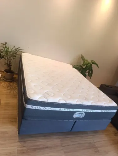 CAMA BOX QUEEN SIMMONS HIGIENIZADA COM ENTREGA GRÁTIS 