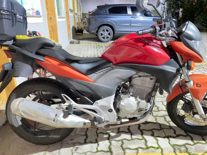 OPORTUNIDADE CB300