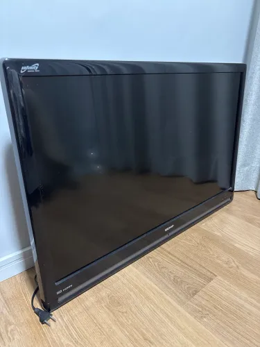 TV 42 + Chromecast