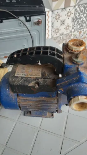 Bomba d'água 1/2