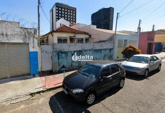 Terreno disponível para venda no bairro Centro em Uberlândia MG