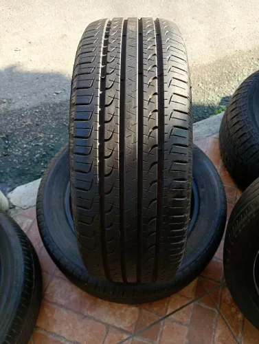 2 pneus 215/55/17.  Goodyear quase zero!