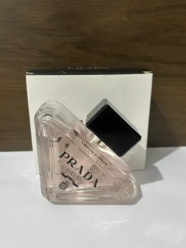 Perfume Prada Paradoxe Virtual Flower EDP 90 ml