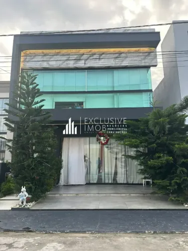 JARDIM ESPANHA  CASA DE 260 METROS, 4 SUÍTES COM 5 BANHEIROS