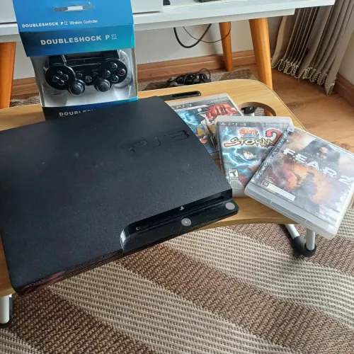 Playstation 3 + 3 jogos
