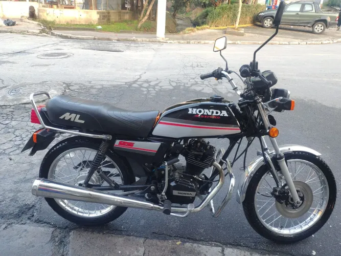 Honda ml placa preta