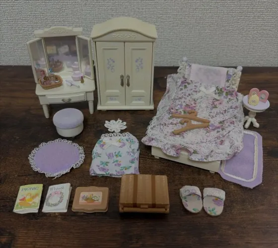Sylvanian families conjunto quarto lavanda