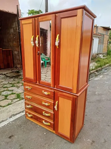 Guarda roupa de solteiro novo - madeira maciça fabricação própria