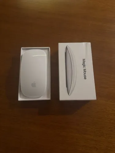 Apple Magic Mouse 2 A1657 - Bluetooth - Recarregável