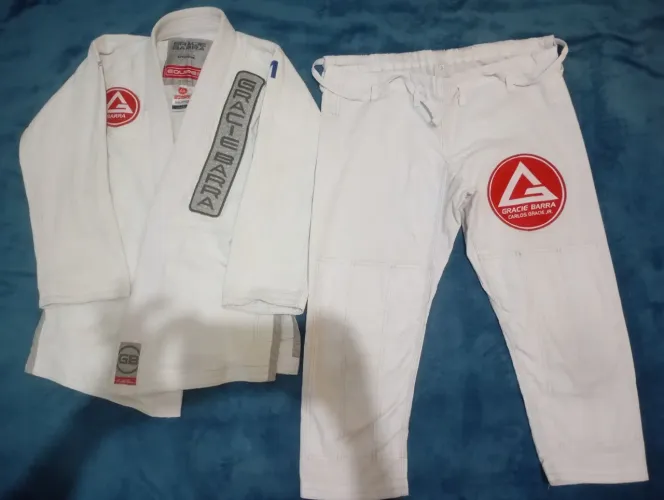 Kimono A0 oficial Gracie Barra jiu-jitsu