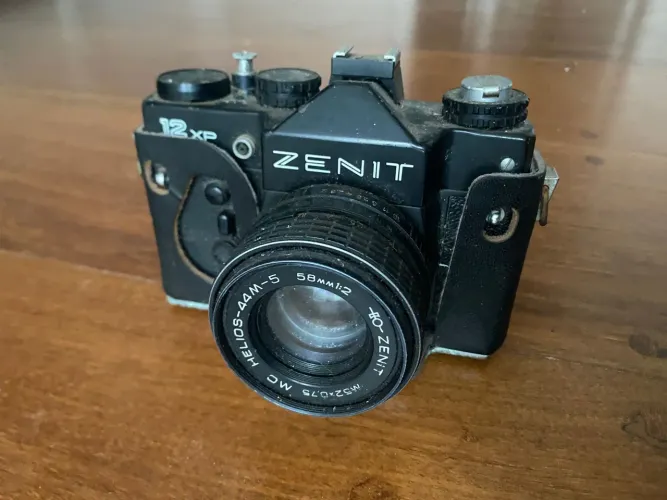 Câmera Zenit 12xp (antiga)
