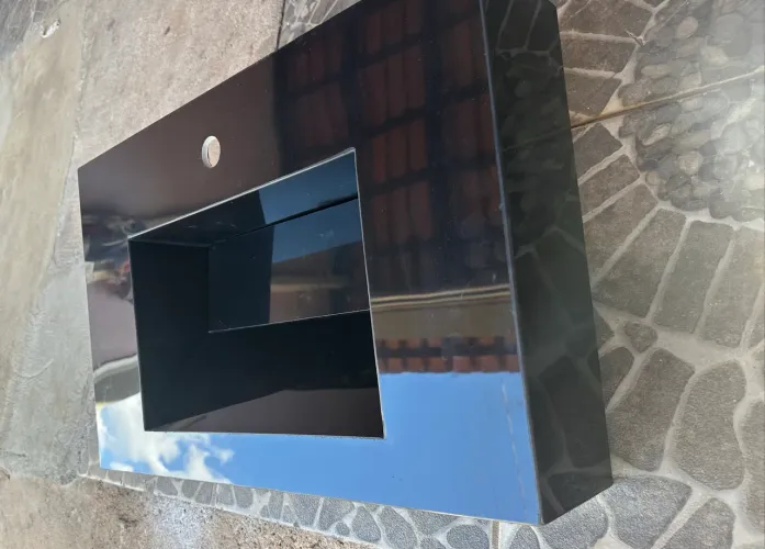 Vendo pia preta por encomenda 