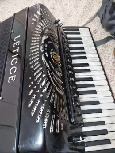 ACORDEON LETICCE MEGA VI L