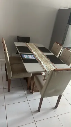 Mesa 6 cadeiras