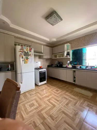 VENDE-SE EXCELENTE OPORTUNIDADE DE MORADIA E INVESTIMENTO Casa no Novo Aleixo Manaus