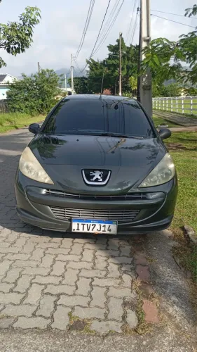 Peugeot 207 XR 1.4 Flex 8V 3P 2013