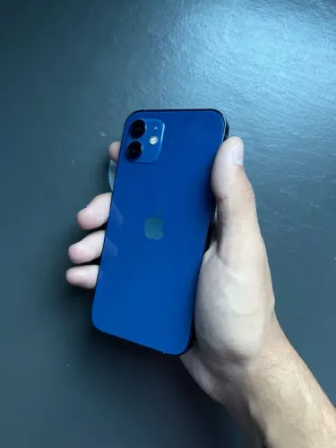 iPhone 12 novíssimo 
