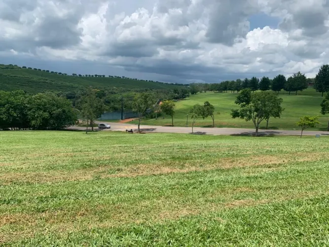 Terreno à venda em Bragança Paulista, com 3072m² | Condomínio de alto padrão Quinta da Bar