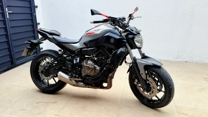 MT 07 VD OU TR POR QUADRICICLO