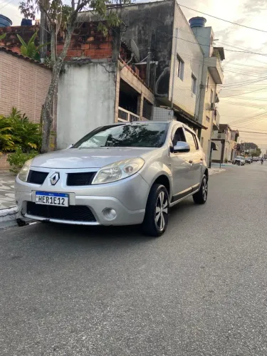 Renault Sandero Expression Hi-flex 1.6 8V 5P 2011