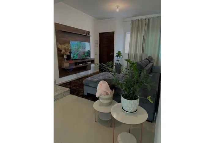 Acolhedora Casa em Flora Rica, Peruíbe - Aluguel!