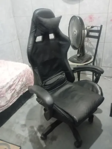 Cadeira Gamer funcionando pistão