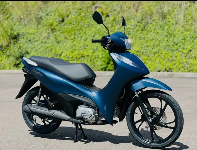 Honda Biz 125 2025 Azul-marinho, Apenas 1.120 km