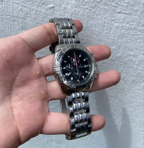 Relógio Festina aço 