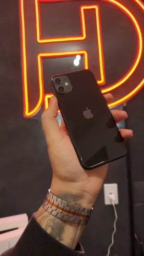 iPhone 11 64GB