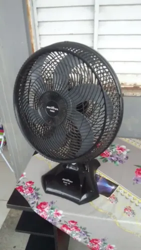 Vendo ventilador Britânia impecável!
