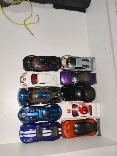 Vendo estesCarrinho de whot Wheels
