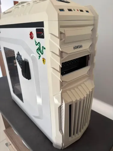 Gabinete Gamer PCYes Branco -