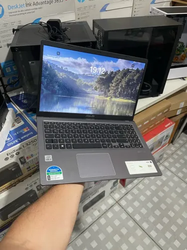 NOTEBOOK ASUS i3 10GER