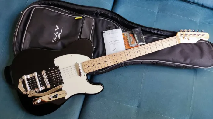 Guitarra Telecaster ponte tipo Bigsby 