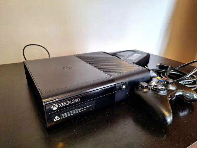 Vendo Xbox 360