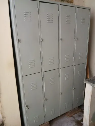 Armário de aço de 8 portas para oficina, indústria ou uso geral em Anápolis