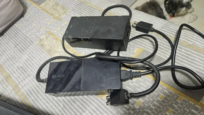 Fonte de Xbox One Original + Fonte paralela