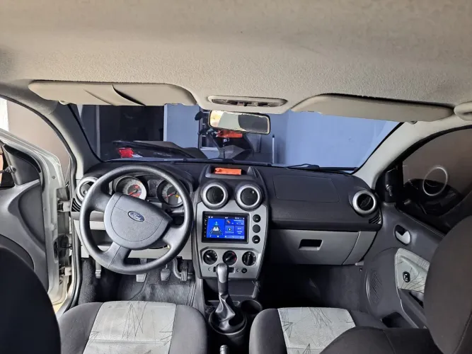 Ford Fiesta 1.0 8V Flex/class 1.0 8V Flex 5P 2010