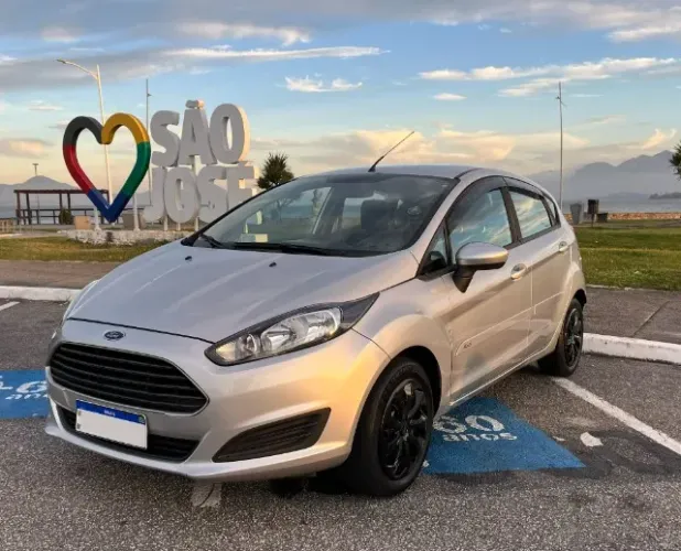 Ford Fiesta 1.5 16V Flex Mec. 5P 2014