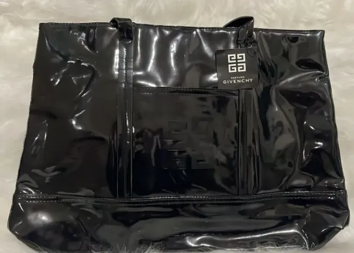 BOLSA GIVENCHAY PARFUMS TOTE BAG DE COURO VERNIZ ORIGINAL HOJE 25/08 R$-100